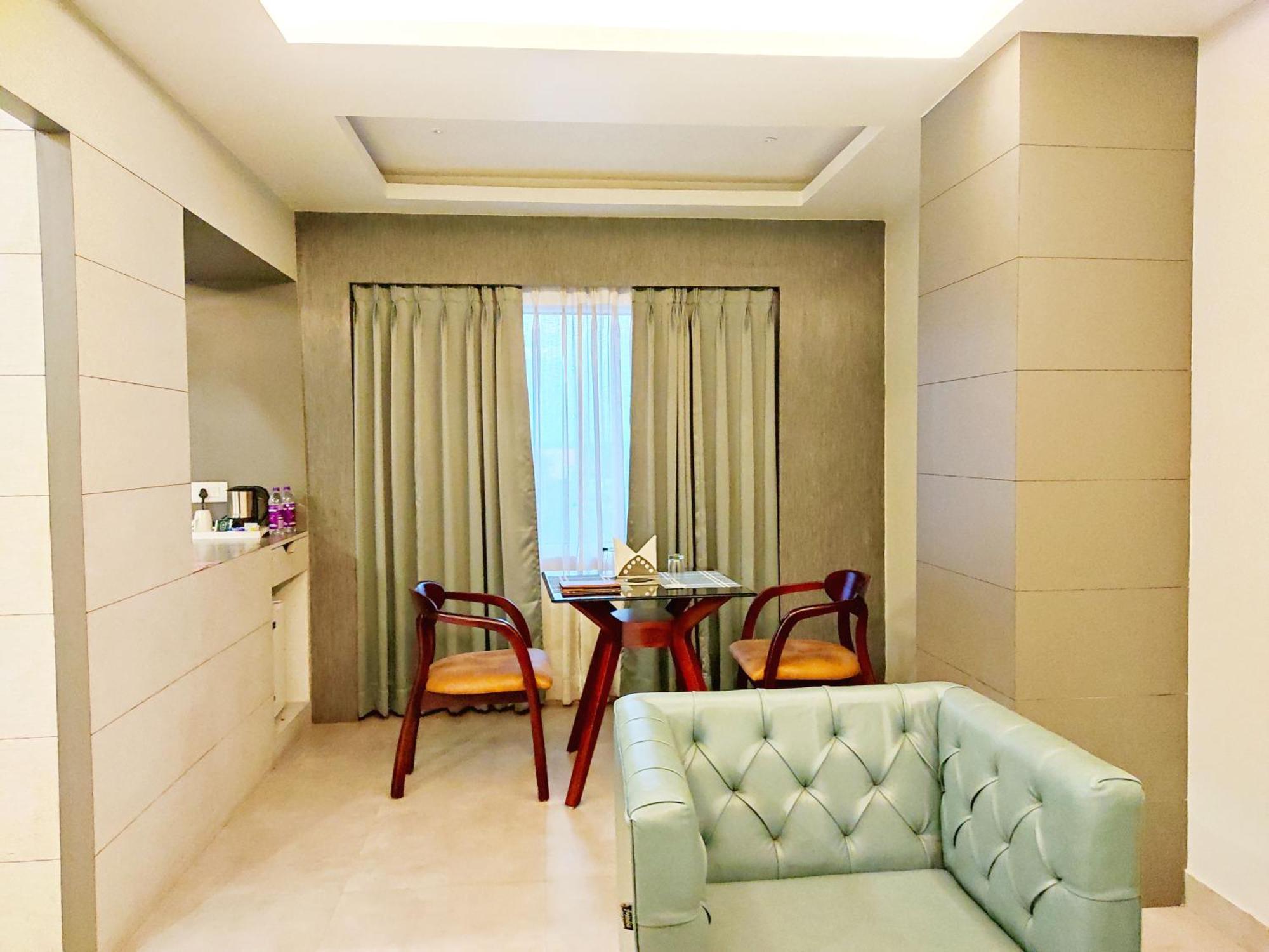 Hotel Rishiraj, Nagaon Nagaon  Luaran gambar